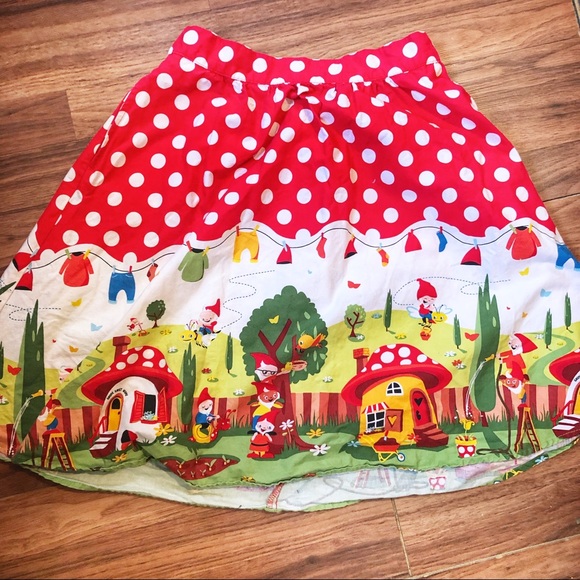 Modcloth Dresses & Skirts - ModCloth Retrolicious Gnome skirt